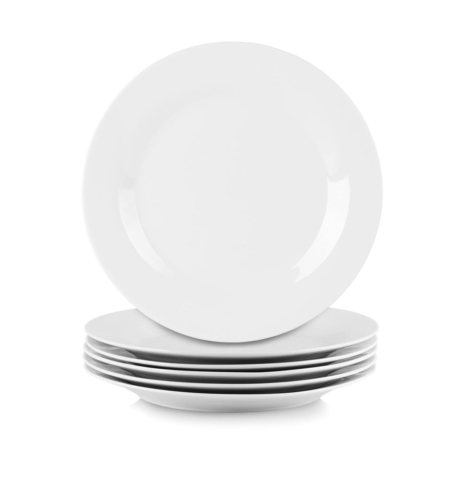 10 Strawberry Street Simply White plate border highlights a clean, versatile dining edge