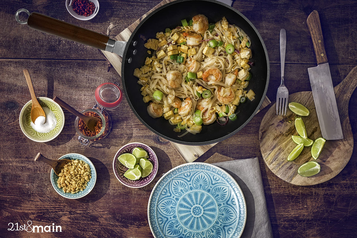 21st & Main 11-inch wok with large surface for family meals