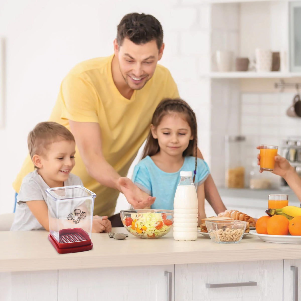 365Home stainless steel construction delivers durable, safe slicing with a smooth edge.