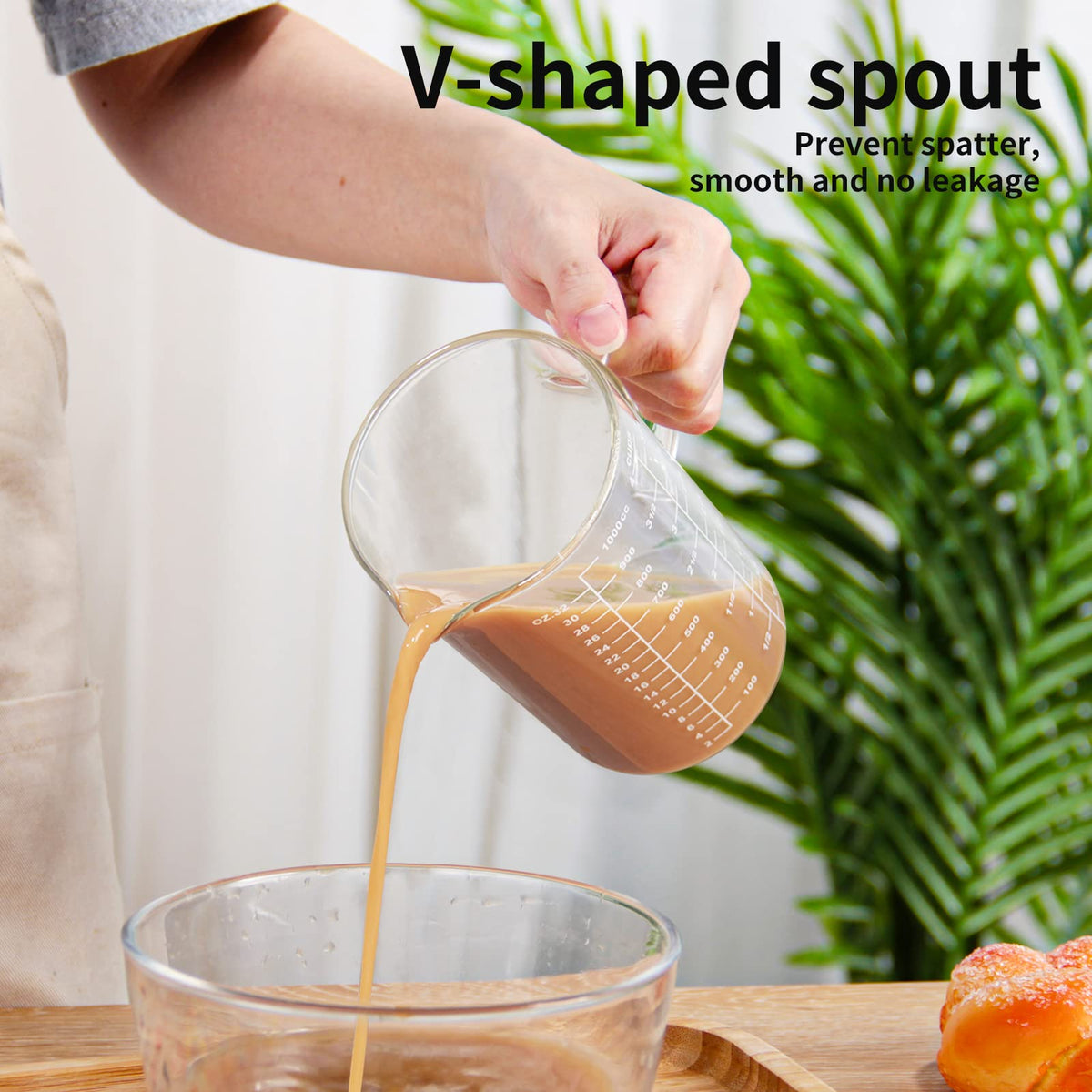 77L v-shaped spout guides liquids for clean, drip-free pouring.