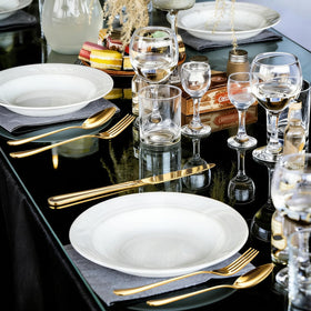 ERVILO dishwasher-safe gold flatware ready for easy cleaning.