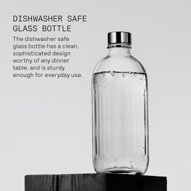 Aarke bottle showcasing dishwasher-safe design for easy cleaning.