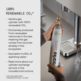 Aarke Carbonator III sparkling water action shows quick fizz at home.