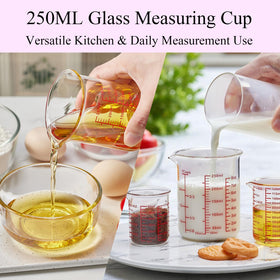 Ackers BORO3.3 clear borosilicate glass shows accurate measurement marks clearly.