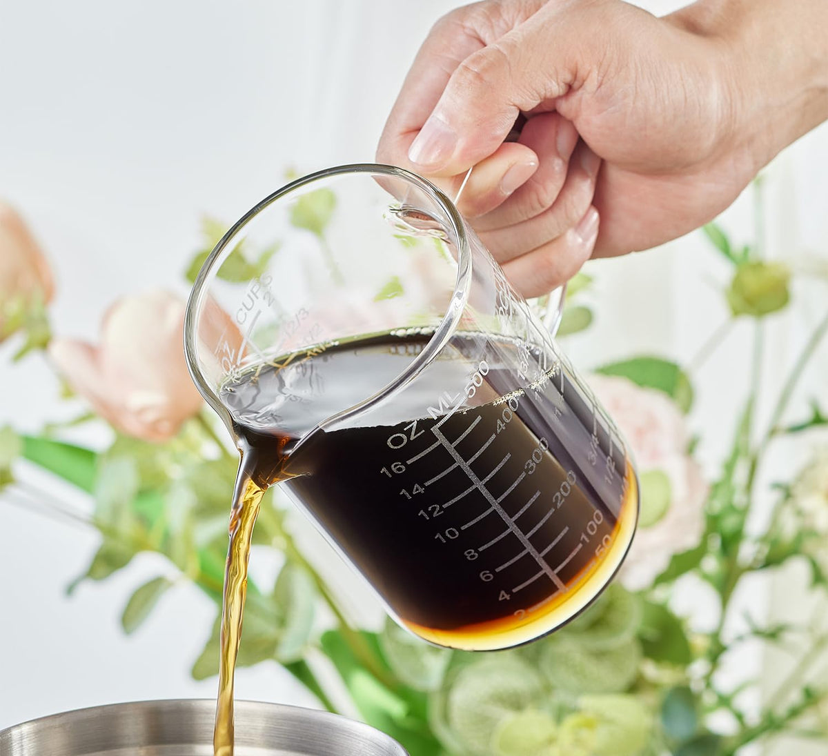 Ackers dishwasher-safe glass cup for easy cleanup after cooking