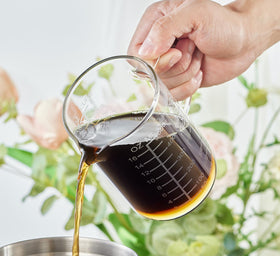 Ackers dishwasher-safe glass cup for easy cleanup after cooking