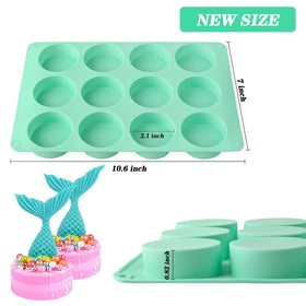 Actvty mini cake mold in green silicone for small desserts and gifts.