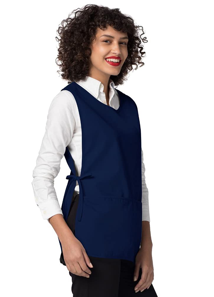 Adjustable side ties on the Adar cobbler apron for a secure fit.