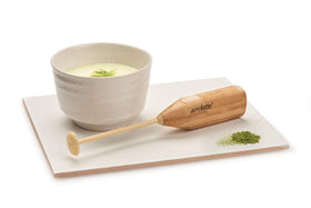Aerolatte Matcha Tea Frother arrives with batteries and case for easy setup.