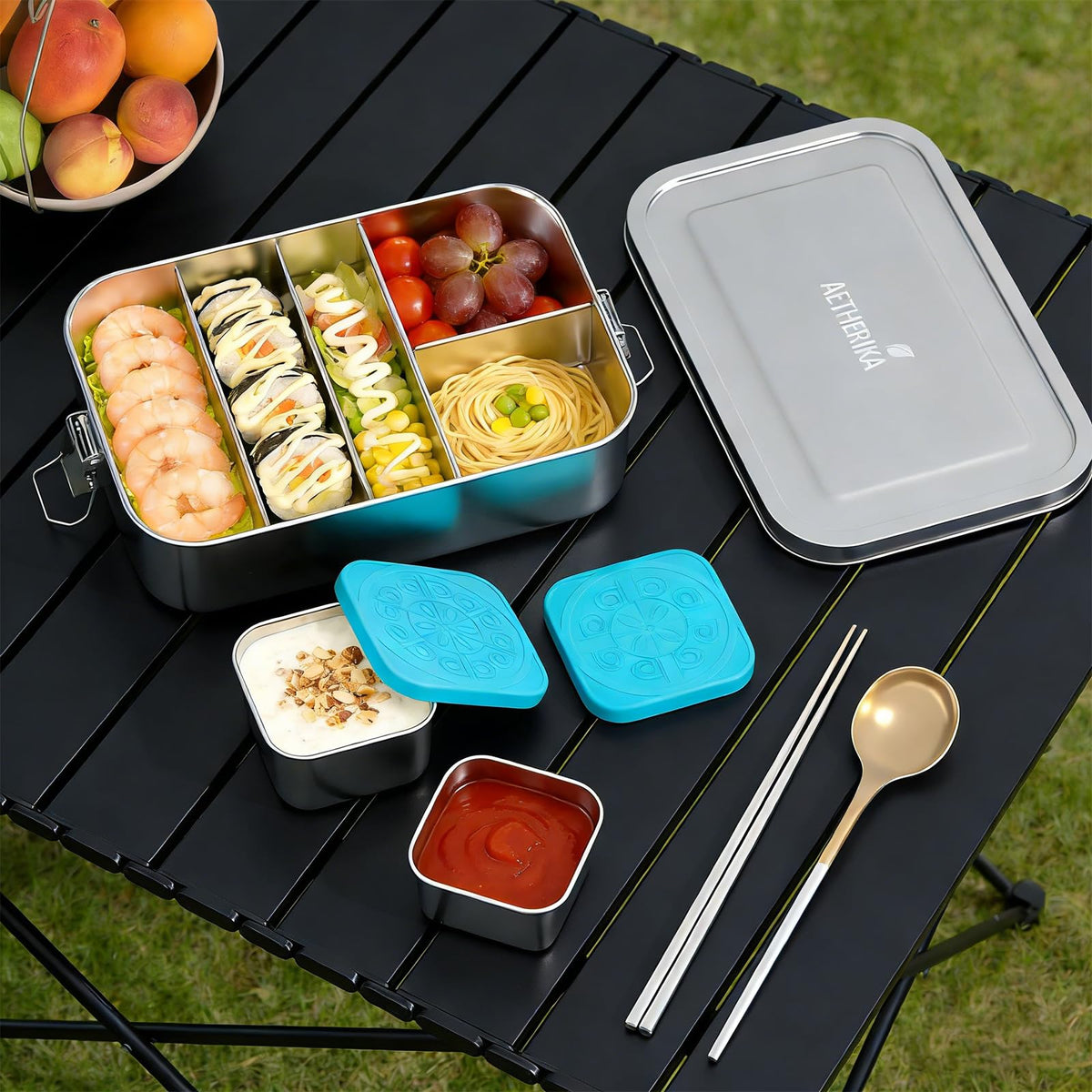 Aetherika 1400ml capacity shows ample room for hearty lunches.