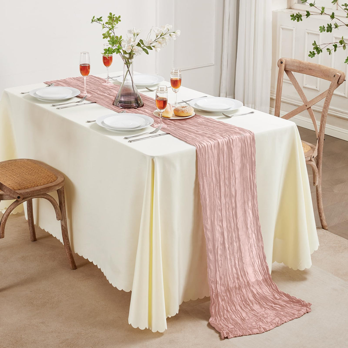 AGIRL dusty pink table runner with 35 x 120 inches length on round table.