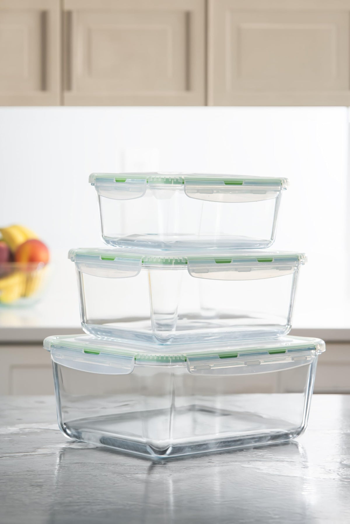 AGTRADE Baking dish set in oven-safe borosilicate glass for cooking and serving.