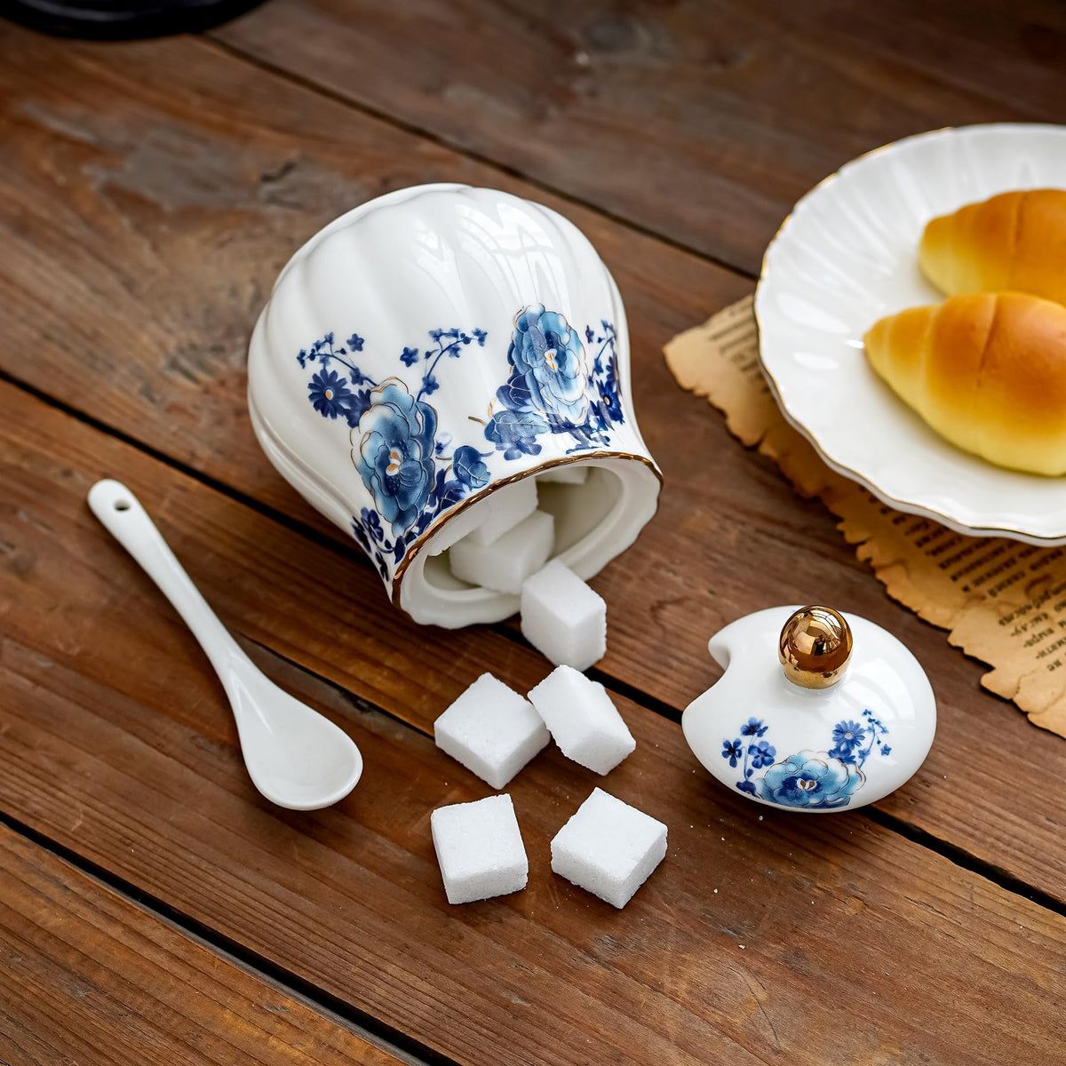 Agyiuns lead-free porcelain, durable and easy to clean.