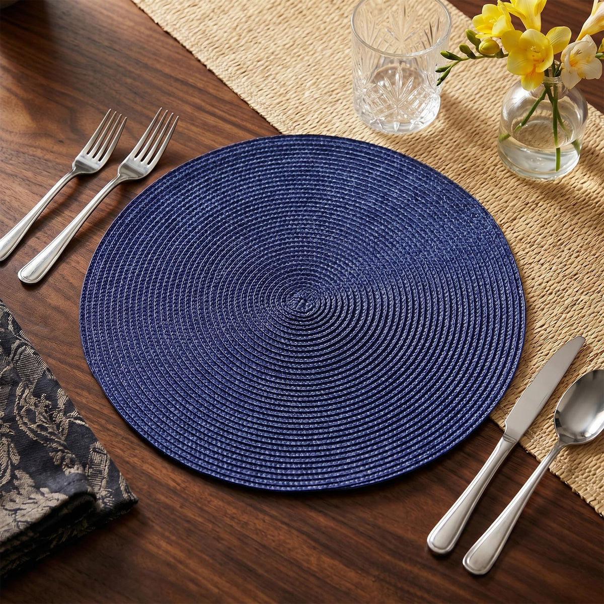 AHHFSMEI washable braided placemats easy to clean with soft brush