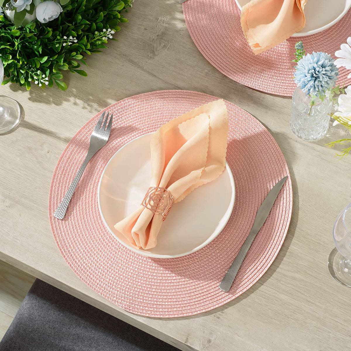 AHHFSMEI washable placemats in pink for easy cleaning