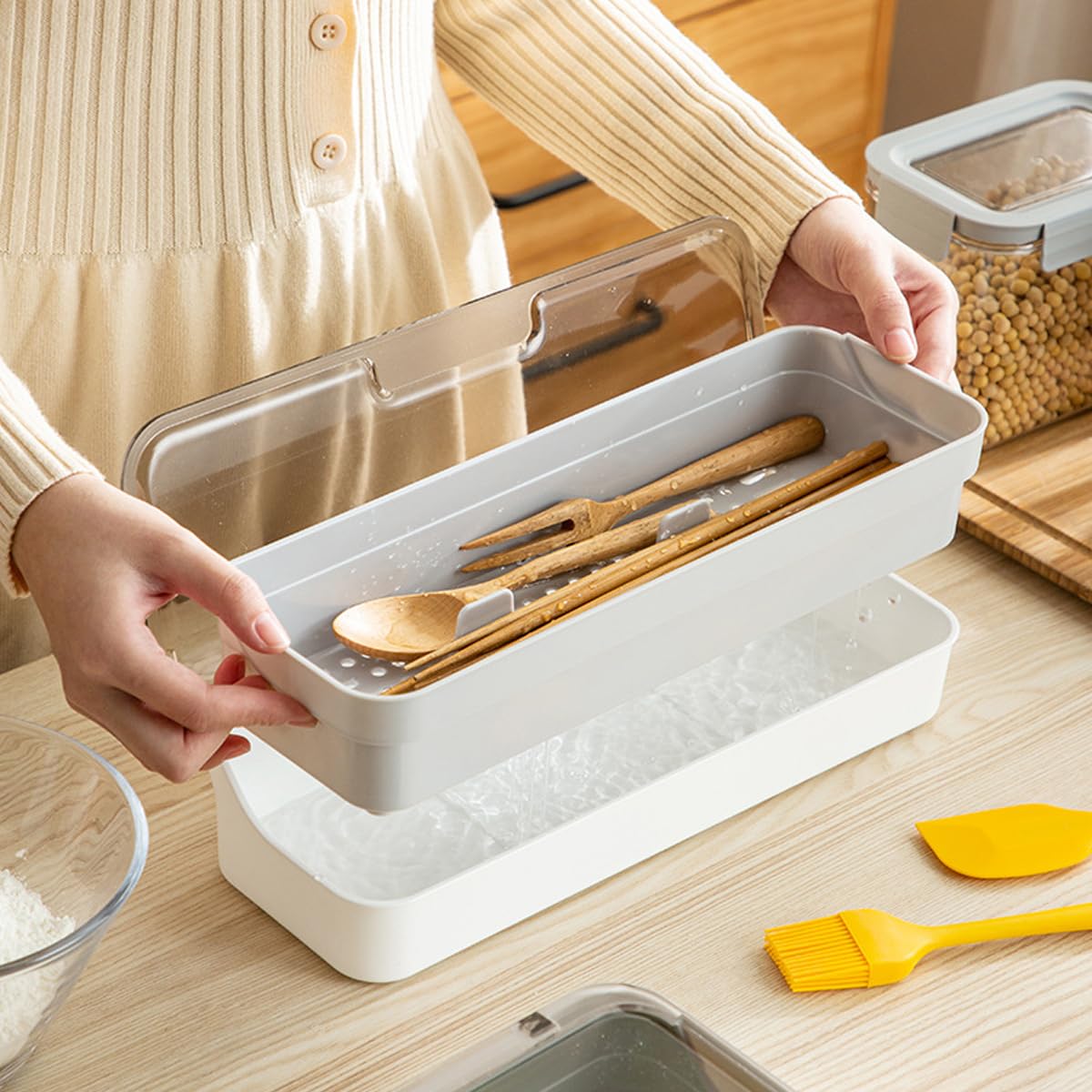 AIYoo multi-use tray doubles as spice or cosmetics organizer on counters.