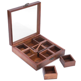 Ajuny spice box includes a spoon for easy measuring during cooking