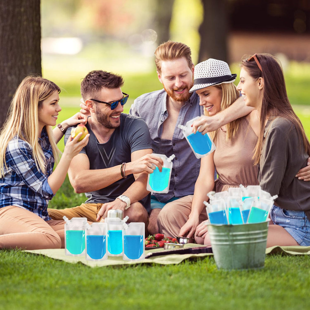 Alaeseje included funnels simplify filling beverages.