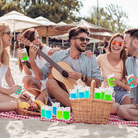 Alaeseje leak-proof screw cap seals the drink pouch to prevent spills