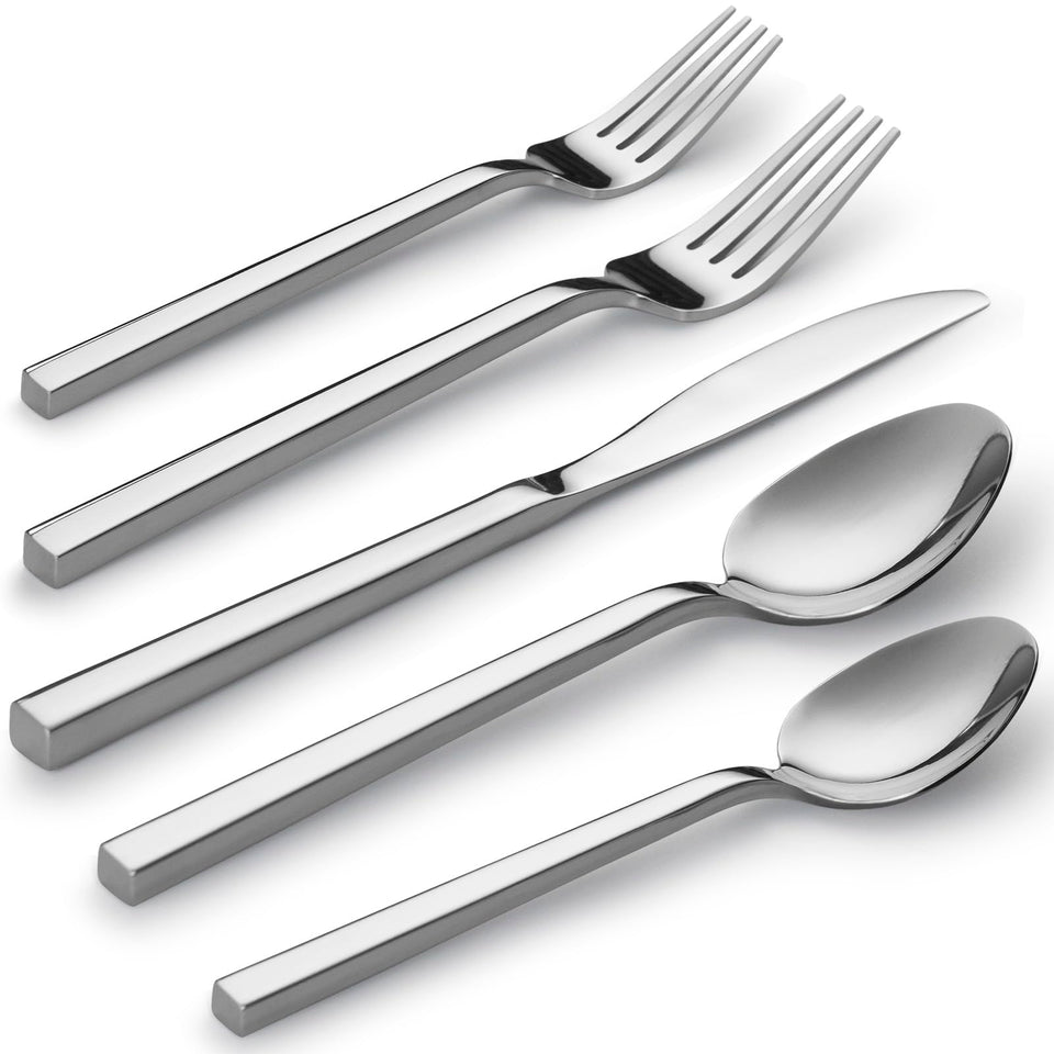 Alata Cube knife with square handle and mirror finish for daily dining and durability.