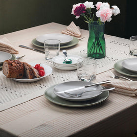 Alata Kate dinner spoon for eight, mirror-polished finish.