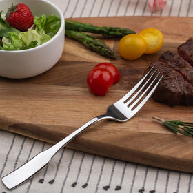 Alata Kate dishwasher-safe flatware for easy cleanup.