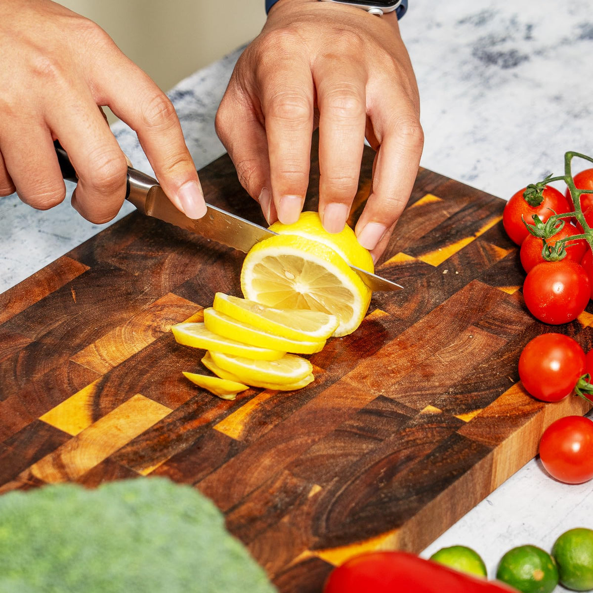 Alata full-tang steak knife for balanced control and durable performance
