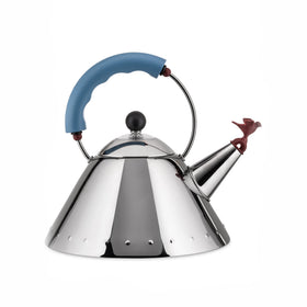 Alessi 9093 bird whistle kettle side view, quick tea on induction.