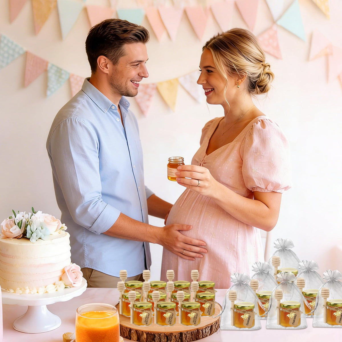 Aliggbent wedding favors featuring elegant honey jars.