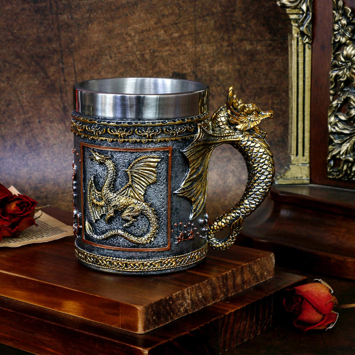 alikiki medieval dragon mug with stainless steel interior for durable daily use.