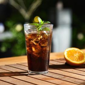 ALINK 16 oz highball glasses closeup texture highlighting ribbed design