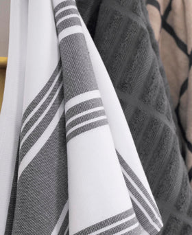 All-Clad 3-pack keeps towels ready for any kitchen task
