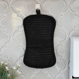 All-Clad durable and easy-care pot holders for everyday cooking.