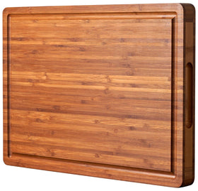 Allsum XL cutting board front view showing a large, sturdy chopping surface