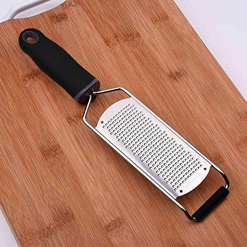 ALLWIN-HOUSEWARE W non-slip top pads keep the grater stable on counters.