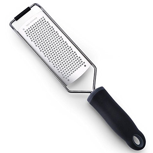 ALLWIN-HOUSEWARE W includes a plastic cover for safe storing and protection.