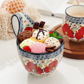 ALMA ceramic soup bowl with loop handle offering secure, comfortable grip