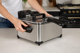 Alpha Living Deep Fryer compact countertop design fits busy kitchens.