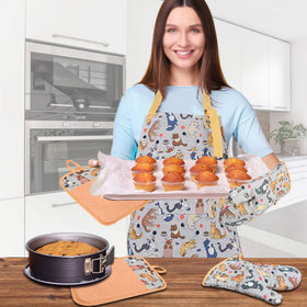 Alselo apron features large pockets for phones, thermometers, and tools.