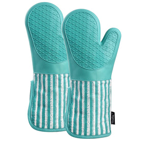 Alselo kitchen mitts offer grip and control during cooking