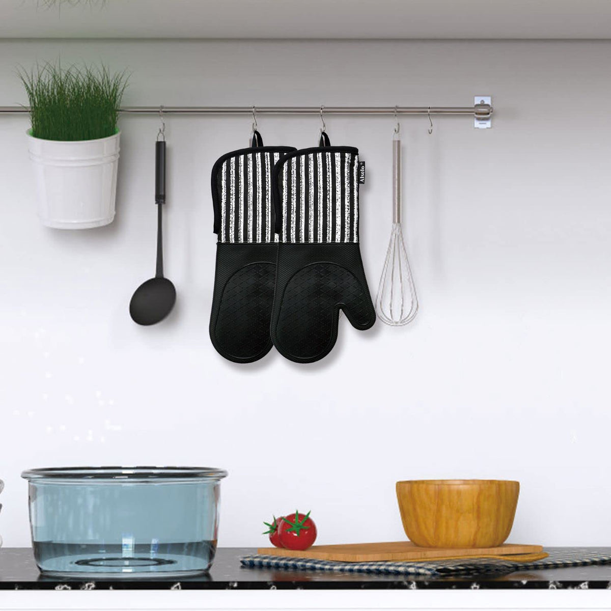 Alselo heat-protection supports safe cooking without bulkiness.