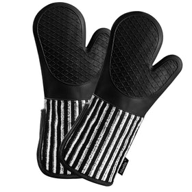 Alselo silicone oven mitts offer heat resistance up to 932°F for safe handling.