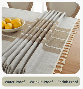 Alsoo outdoor table cover ideal for picnics and camping outings.