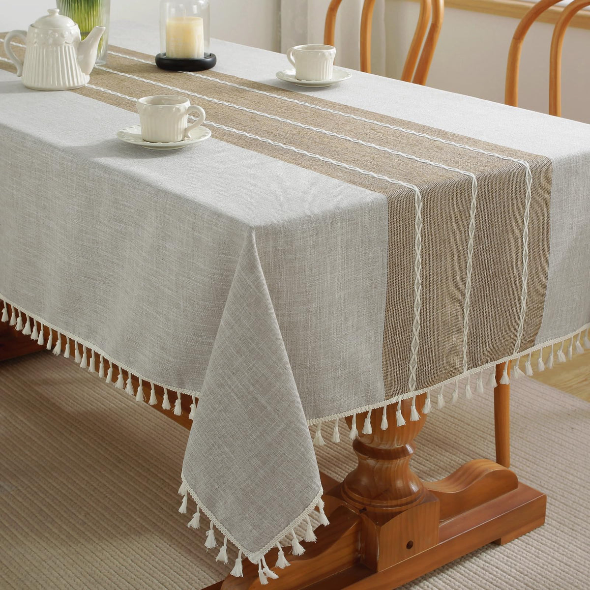 Alsoo outdoor table cloth waterproof rectangular on patio for spill protection.