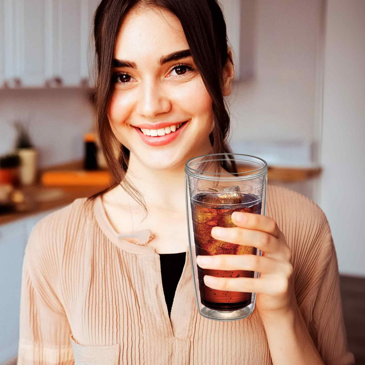 Amazing Abby Alaska tumbler with double-wall insulation close-up, minimizing condensation.