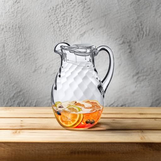Amazing Abby Bubbly Whirly pitcher pouring action captured for use.