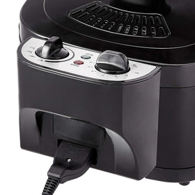 Amazon Basics electric deep fryer viewing window for monitoring frying progress.