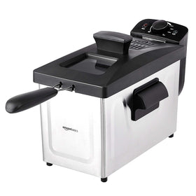Amazon Basics 3.2-qt deep fryer viewing window for easy monitoring.