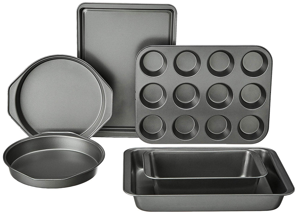 Amazon Basics nonstick bakeware loaf pan for even browning and easy release