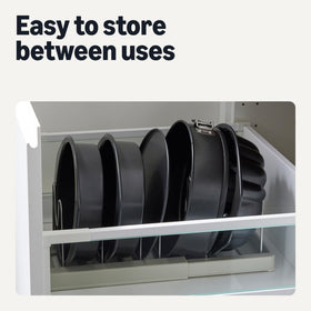 Amazon Basics Bundt pan dishwasher-safe for simple cleanup after use.